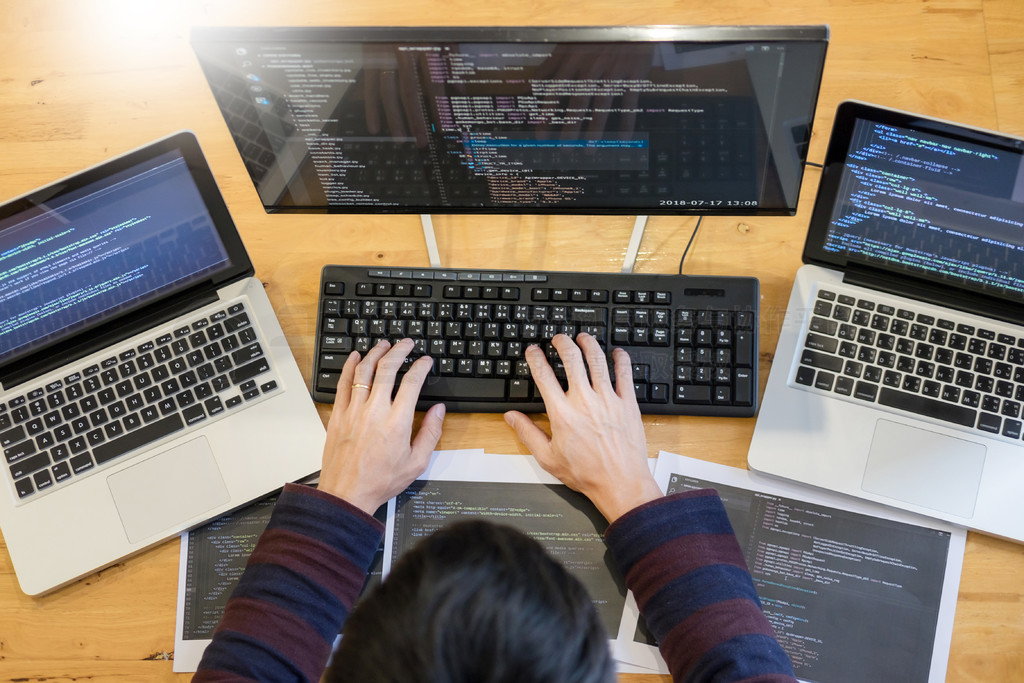 辦公室軟件開發(fā)者的技術(shù)沉思與創(chuàng)新實(shí)踐